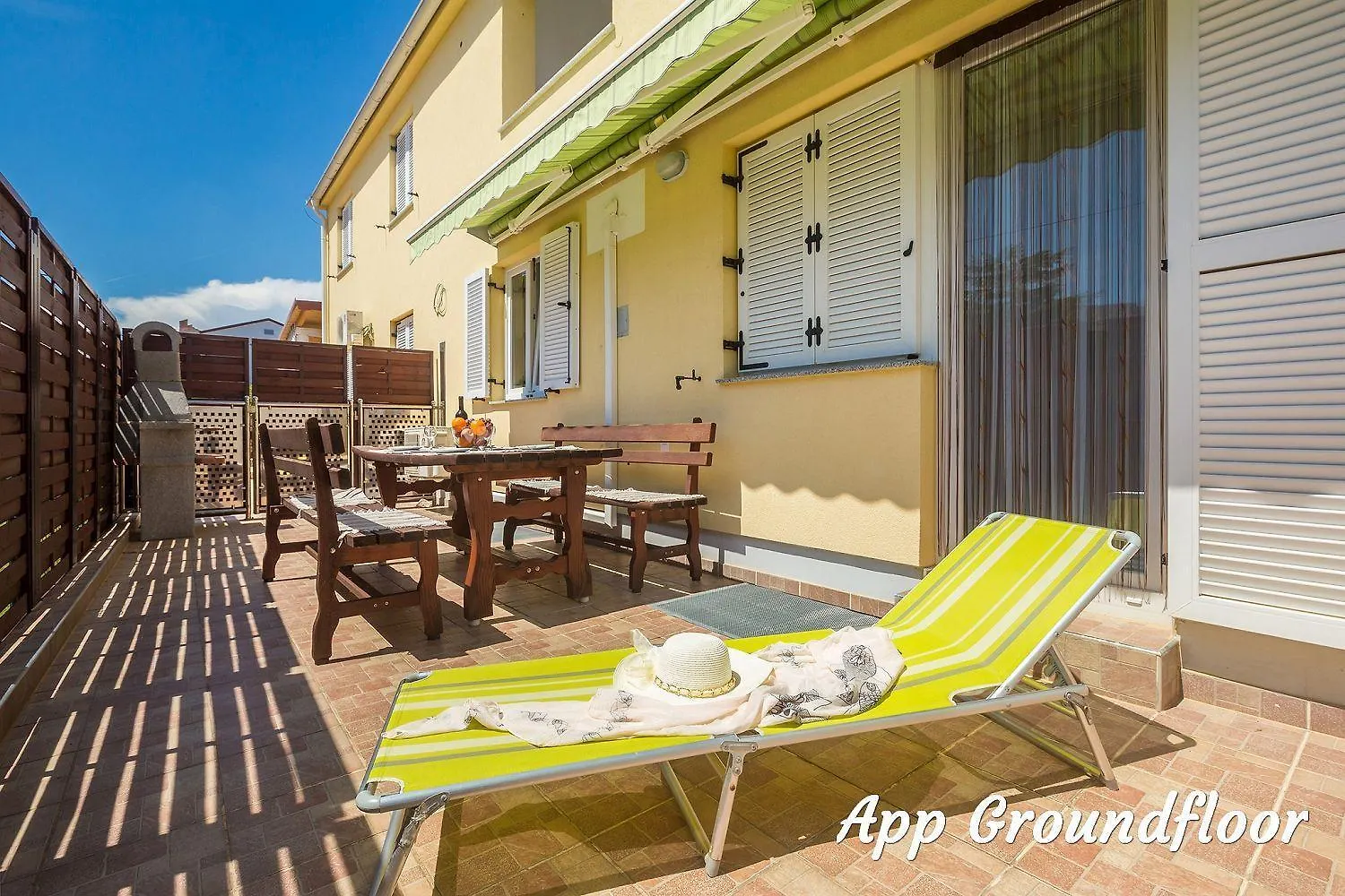 Grosses Apartment 300 Meter Zum Strand Baska