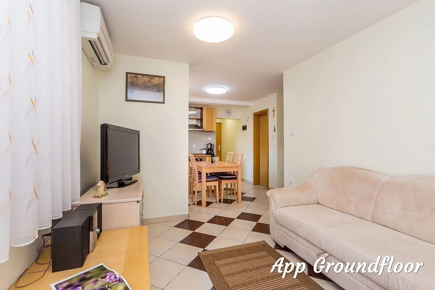 Grosses Apartment 300 Meter Zum Strand Baska